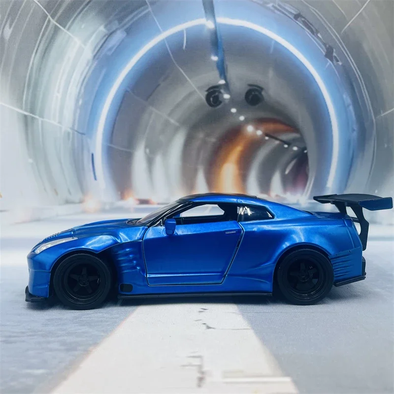 • 24 اليشم السريع والغاضب gt-r - مراجعة Model Kit Lamborghini وسعره