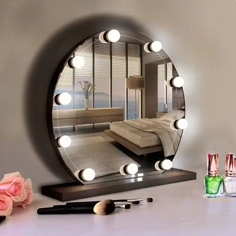 مصباح LED هوليوود USB لطاولة ا - مراجعة Model Kit Led وسعره