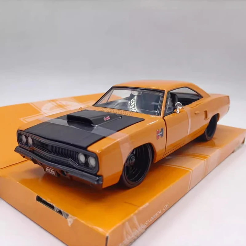 جادا 1:24 بليموث/سوبرا/الكليبس - مراجعة Model Kit Lamborghini وسعره