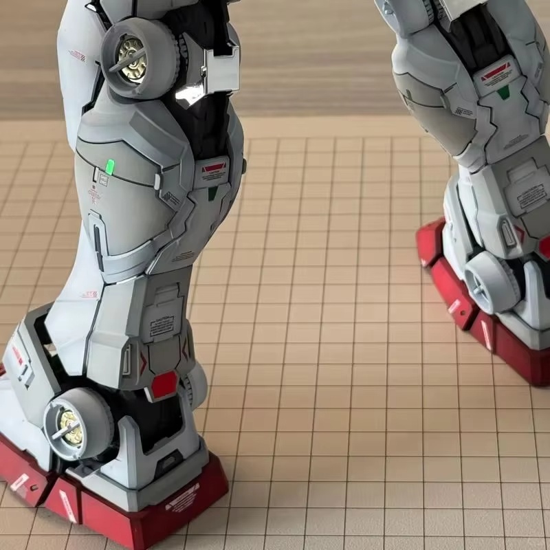 Daban Pgu 1/60 Rx-78-2 2.0 عال - مراجعة Model Kit Daban وسعره