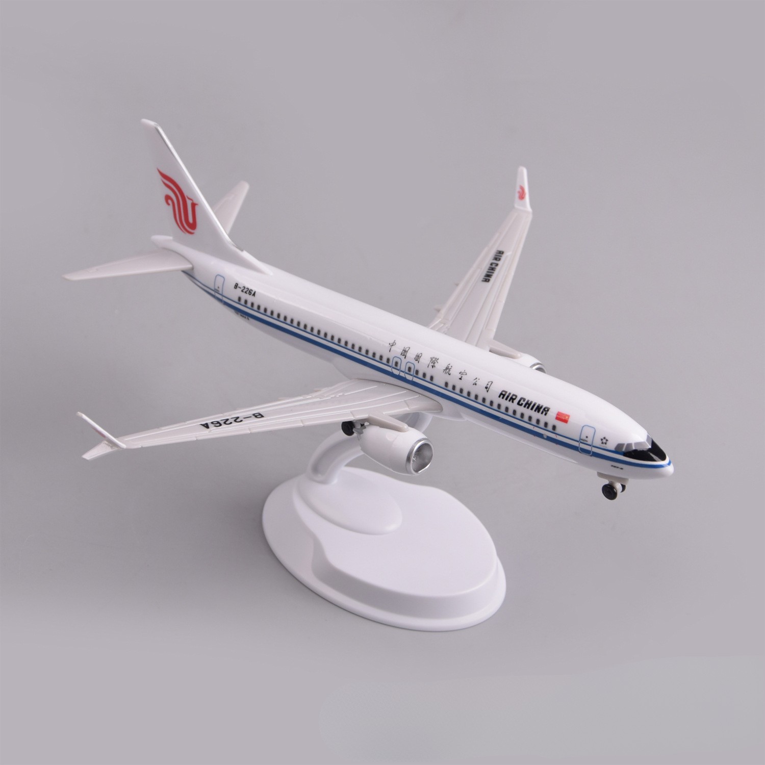 نموذج طائرة بلاستيكي بطول 20 س - مراجعة Model Kit China وسعره
