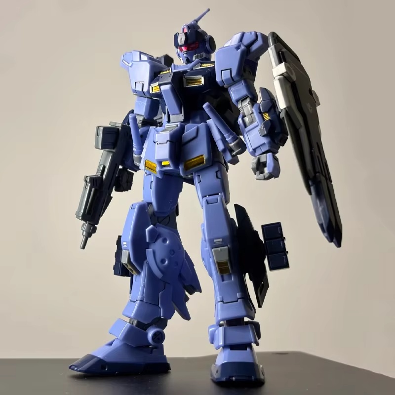 نموذج بلاستيكي للتجميع من HGUC - مراجعة Model Kit Daban وسعره