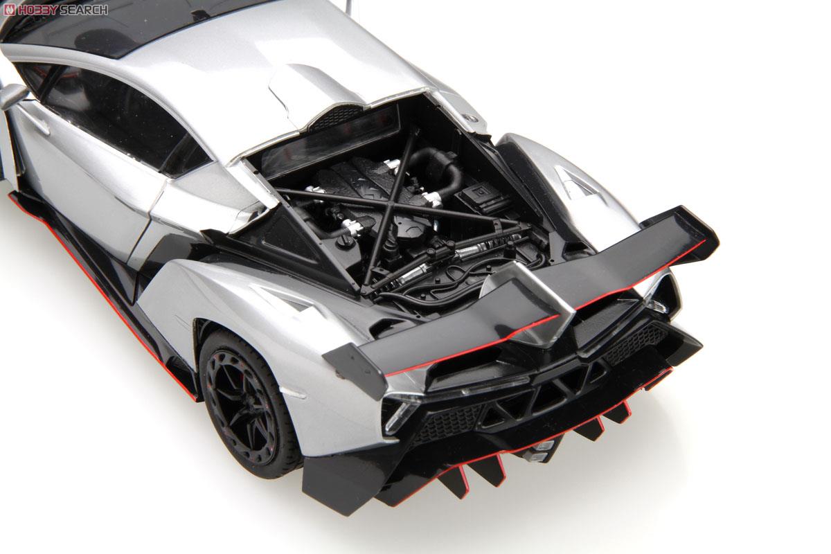 نموذج تجميعي مسبق الصنع Fujimi - مراجعة Model Kit Lamborghini وسعره