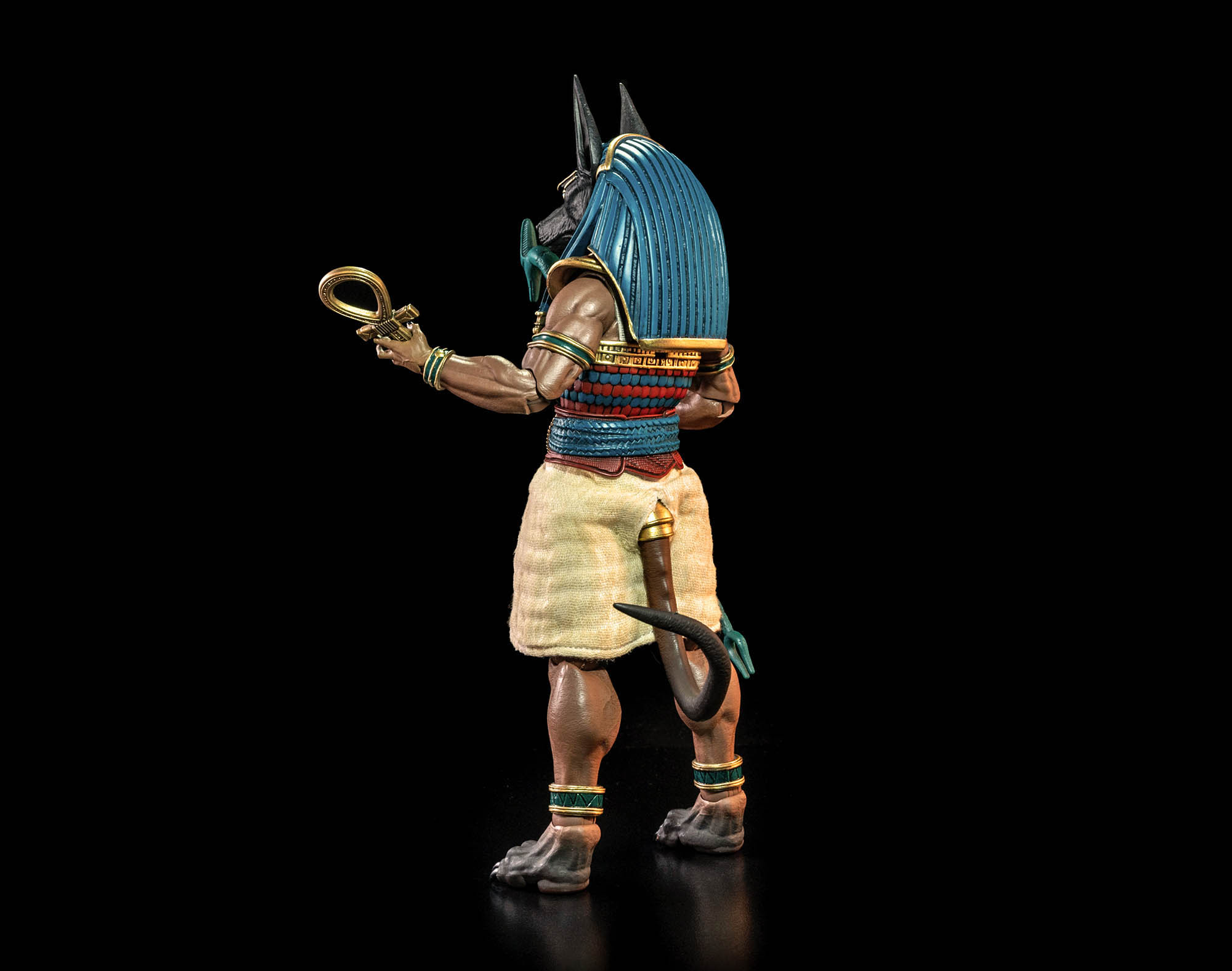 نموذج فاخر لشخصية فور هورس مين - مراجعة Model Kit Anubis وسعره