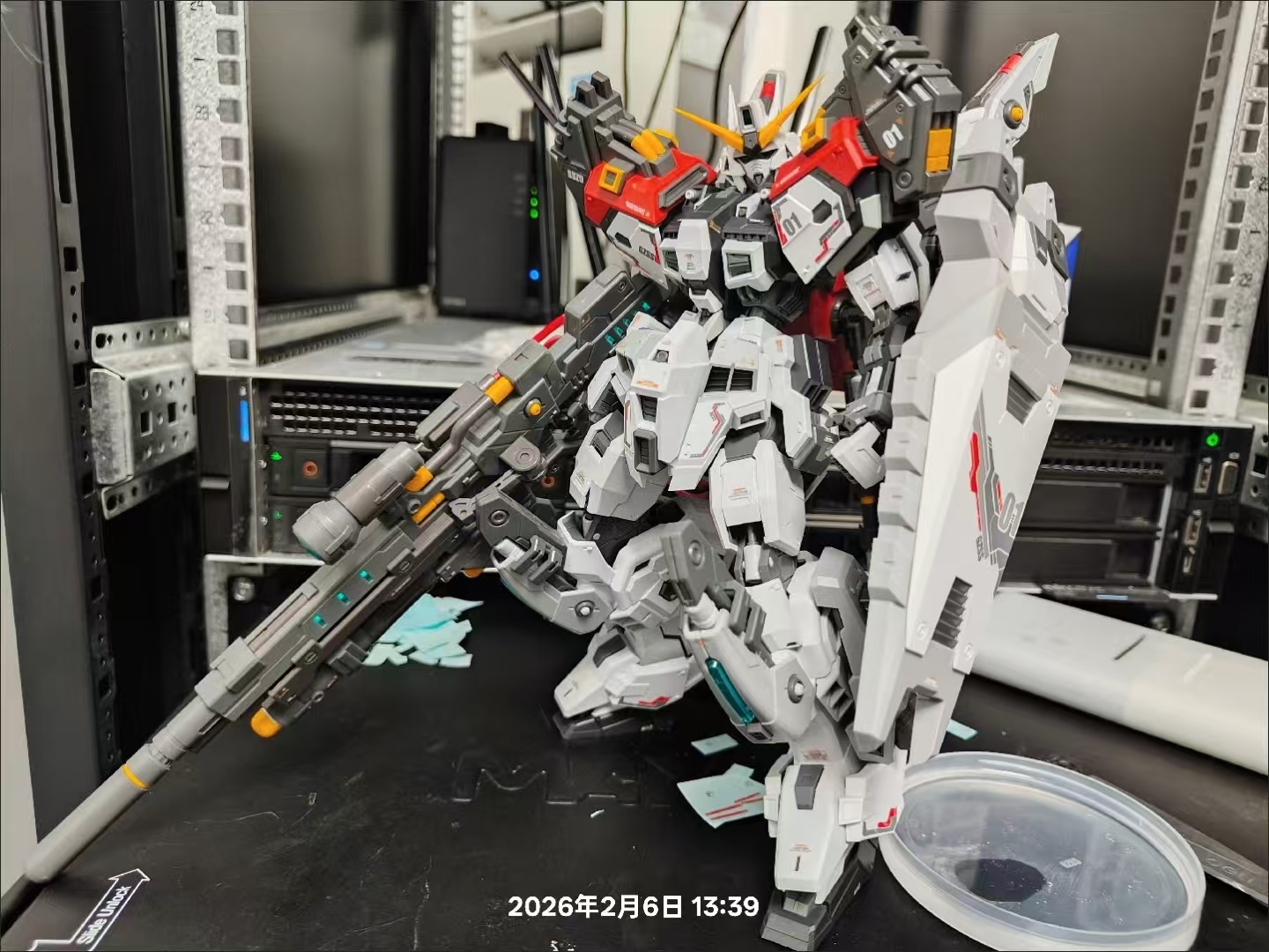 متوفر في المخزون: نموذج Zzza M - مراجعة Model Kit Regus وسعره